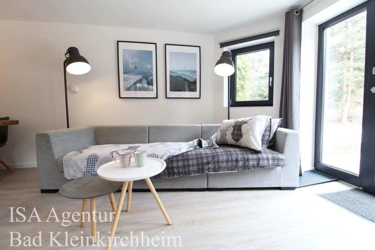 Rmg Roses Apartments บาด ไคลน์เคิร์ชไฮม์ ภายนอก รูปภาพ