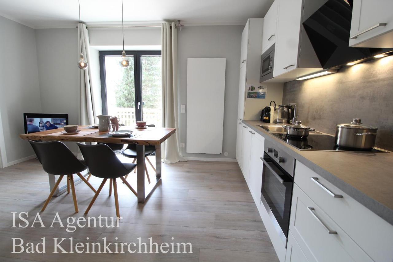 Rmg Roses Apartments บาด ไคลน์เคิร์ชไฮม์ ภายนอก รูปภาพ