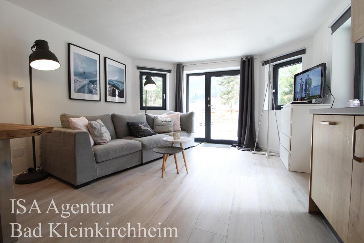 Rmg Roses Apartments บาด ไคลน์เคิร์ชไฮม์ ภายนอก รูปภาพ