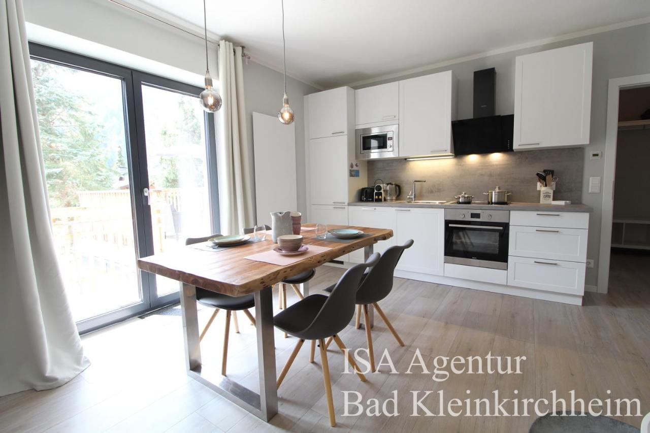 Rmg Roses Apartments บาด ไคลน์เคิร์ชไฮม์ ภายนอก รูปภาพ