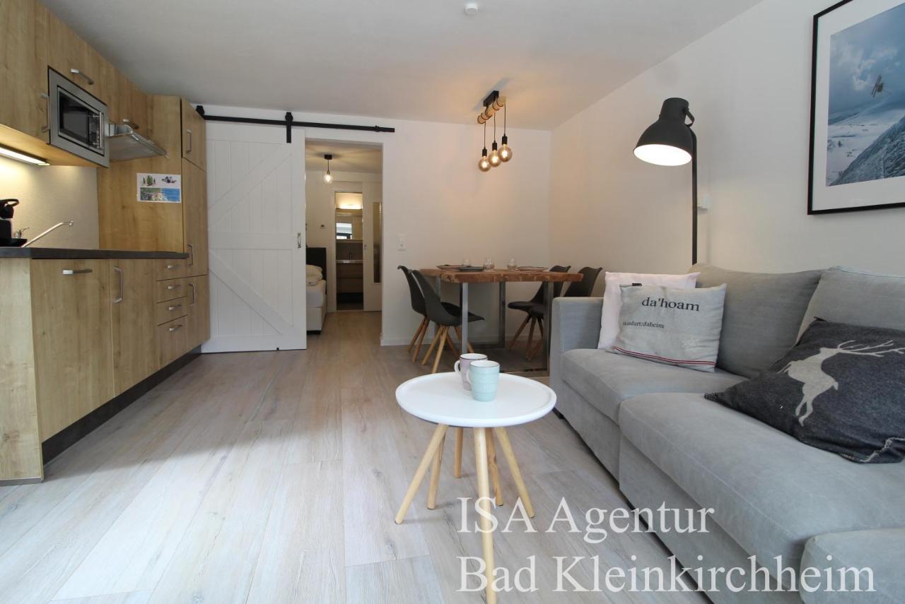 Rmg Roses Apartments บาด ไคลน์เคิร์ชไฮม์ ภายนอก รูปภาพ